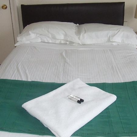Cedars House Hotel Croydon Esterno foto